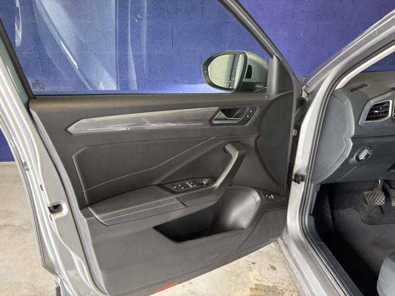 VOLKSWAGEN T-ROC STYLE 1.5 TSI EVO 150 PHASE 2 2022 / CARPLAY / KEYLESS / CAMERA DE RECUL 
