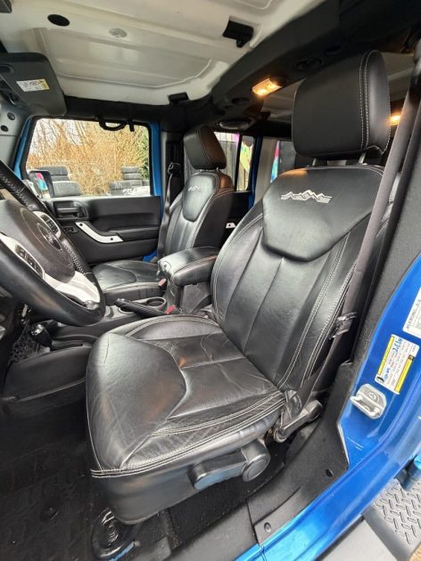 JEEP WRANGLER UNLIMITED 2014 - 75 881Kms - Premier Main - Parfait Etat - SUIVIT JEEP