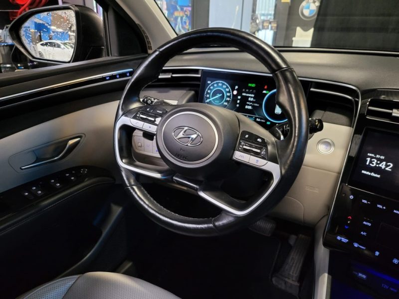HYUNDAI TUCSON 1.6 T-GDI PLUG-IN 265 EXECUTIVE / TOIT OUVRANT / SIEGES CHAUFFANTS & CLIMATISES / VOL