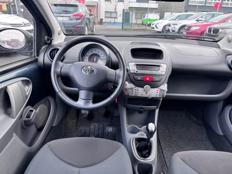 TOTOTA  AYGO 1.0 I 70CV  DISTRIBUTION A CHAINE 