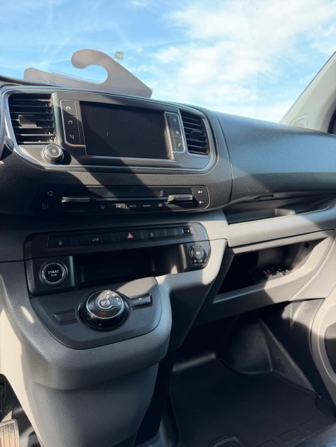 Peugeot Expert boîte automatique 180 ch – Révisé, Garantie 12 mois