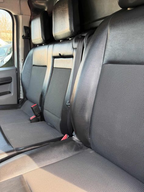Peugeot Expert boîte automatique 180 ch – Révisé, Garantie 12 mois