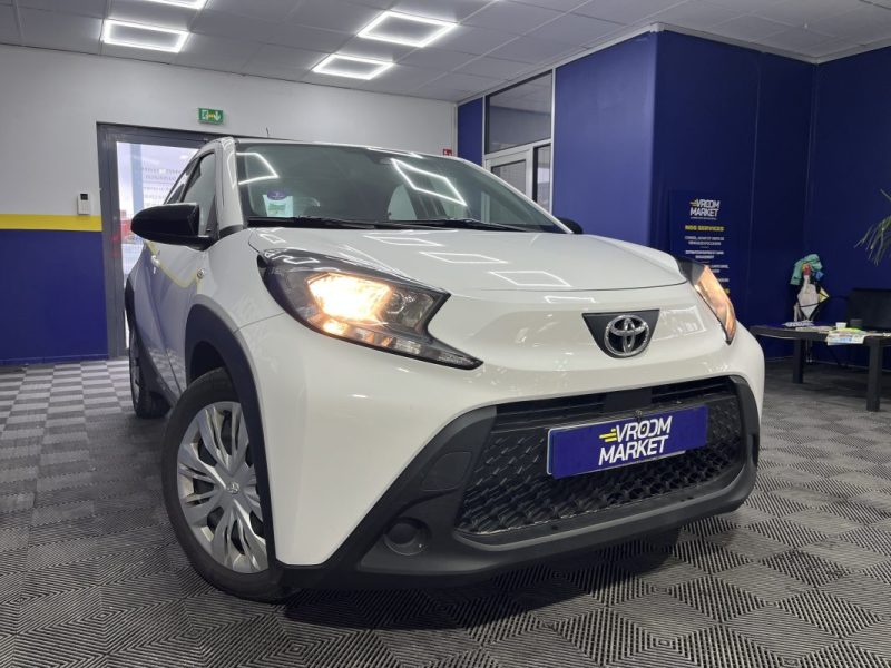 Toyota Aygo X 1.0 VVTi 72ch Active | 2023 | 43 500 KM | GPS | Climatisation 