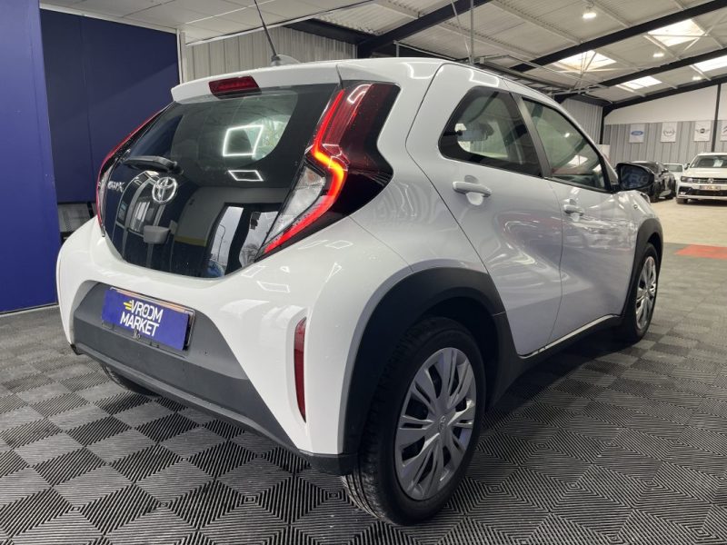 Toyota Aygo X 1.0 VVTi 72ch Active | 2023 | 43 500 KM | GPS | Climatisation 
