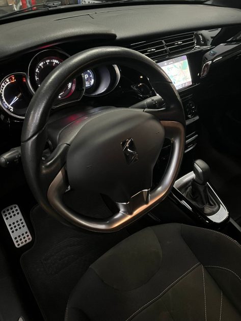 MAGNIFIQUE DS3 1.2 THP 110 ch BOÎTE AUTOMATIQUE (CLIMATISATION, RADAR DE RECUL) ⭐️⭐️⭐️⭐️⭐️
