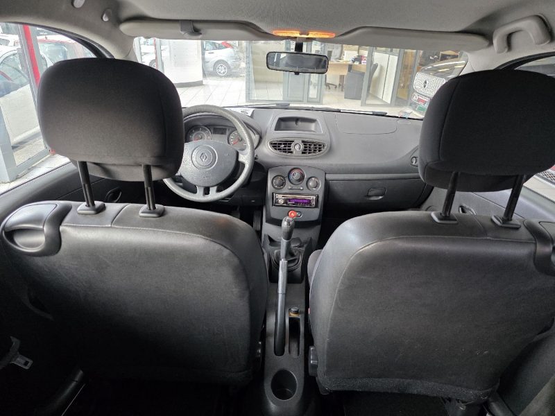 RENAULT CLIO III AUTHENTIQUE 1.5DCI 70 2008 180000km