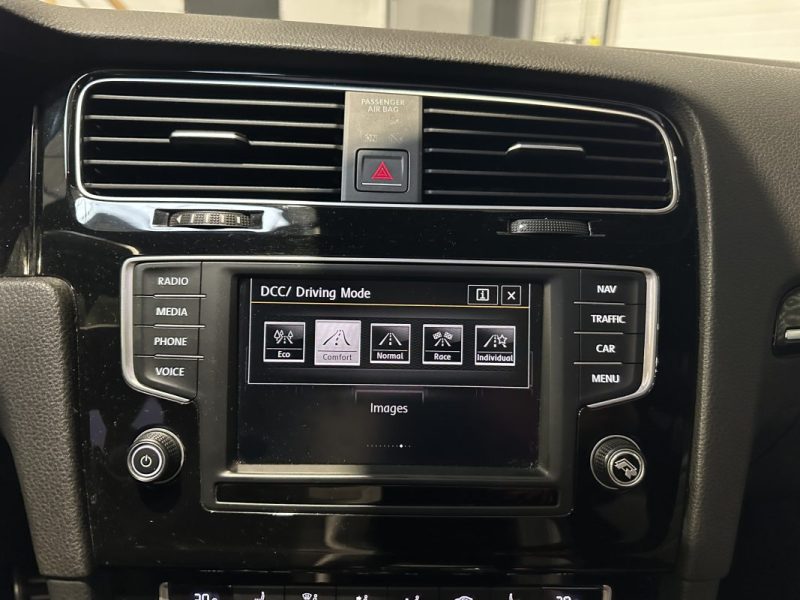 VOLKSWAGEN GOLF 7R SW 300ch 4Motion DSG 6 - Toit Ouvrant - Apple Carplay