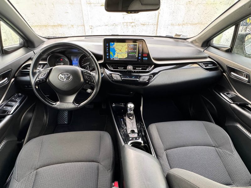 TOYOTA C-HR 122H DYNAMIC 2WD E-CVT RC18 hybride GARANTIE 12 MOIS 