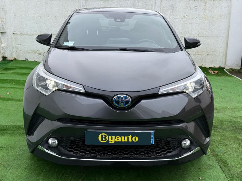 TOYOTA C-HR 122H DYNAMIC 2WD E-CVT RC18 hybride GARANTIE 12 MOIS 