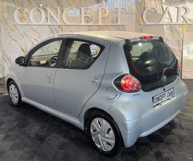 TOYOTA AYGO 1.4 TURBO DIESEL 2010 - 70 700kms - Premier Main - Distrib ok - Suivit TOYOTA