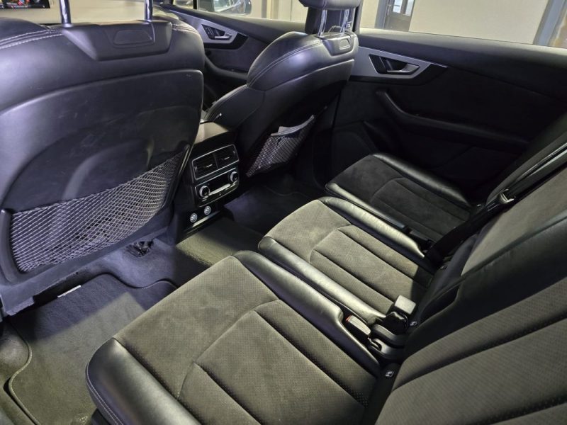 AUDI Q7 3.0 V6 TDI 218Cv S-LINE-QUATTRO-7 PLACES-ENTRETIEN COMPLET AUDI