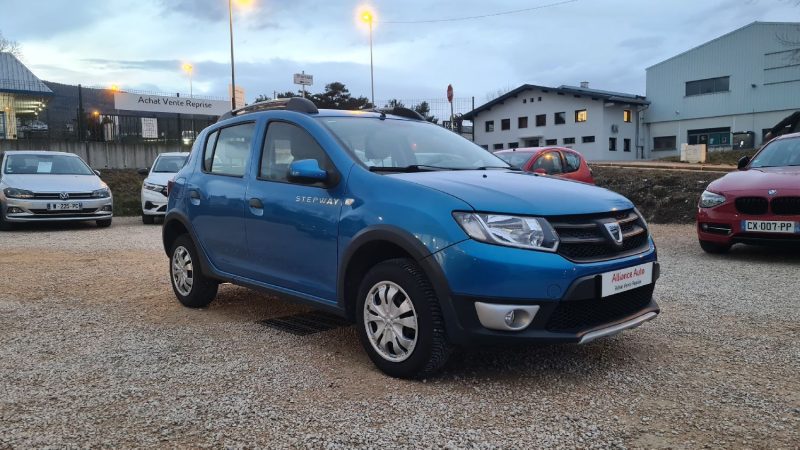 DACIA Sandero - 90ch essence Stepway