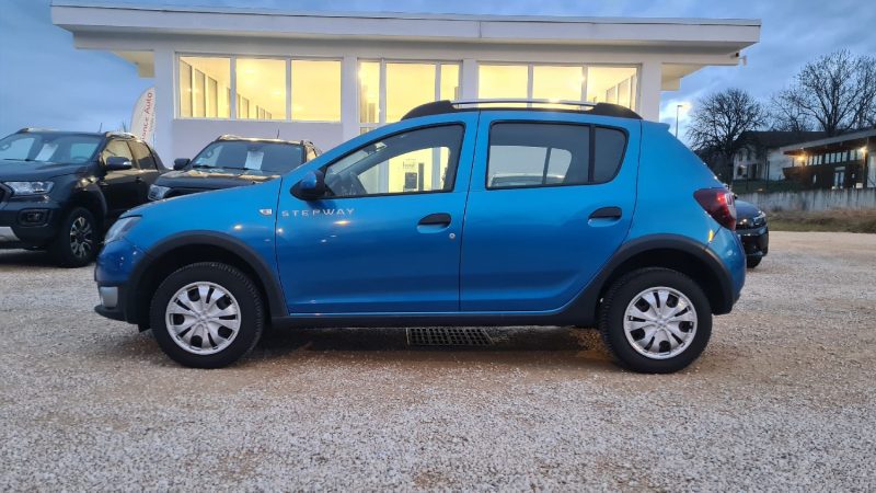 DACIA Sandero - 90ch essence Stepway