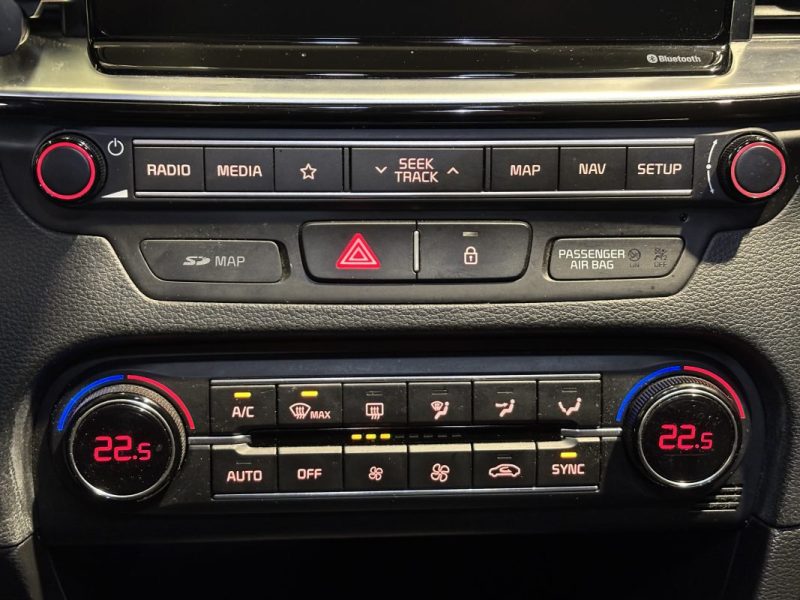 KIA CEED 3 1.6 CRDI - 16V TURBO CARPLAY / LINE ASSIST /  CLIMATISATION BI-ZONE