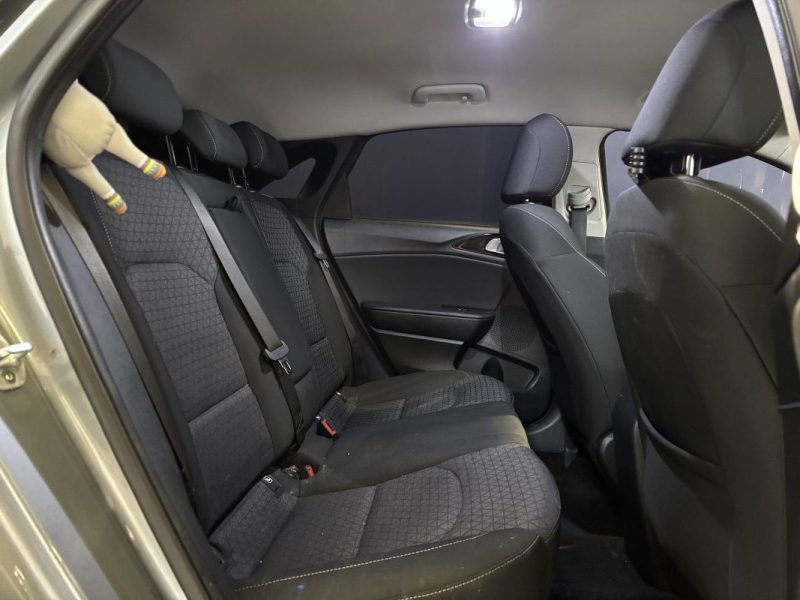 KIA CEED 3 1.6 CRDI - 16V TURBO CARPLAY / LINE ASSIST /  CLIMATISATION BI-ZONE