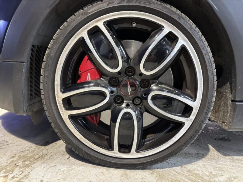 MINI MINI III JOHN COOPER WORKS 231CH EXCLUSIVE TOIT OUVRANT PANORAMIQUE / CARPLAY / CAMÉRA DE RECUL