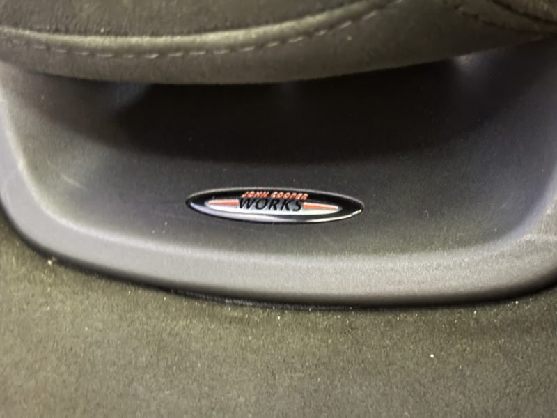 MINI MINI III JOHN COOPER WORKS 231CH EXCLUSIVE TOIT OUVRANT PANORAMIQUE / CARPLAY / CAMÉRA DE RECUL