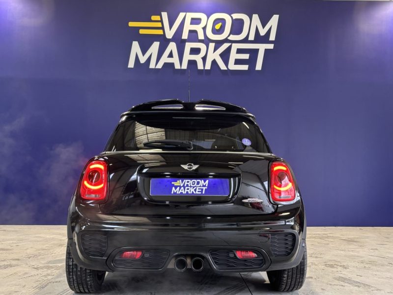 MINI MINI III JOHN COOPER WORKS 231CH EXCLUSIVE TOIT OUVRANT PANORAMIQUE / CARPLAY / CAMÉRA DE RECUL