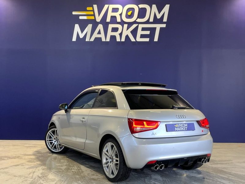 AUDI A1 1.6 TDI 105CH FAP S-LINE