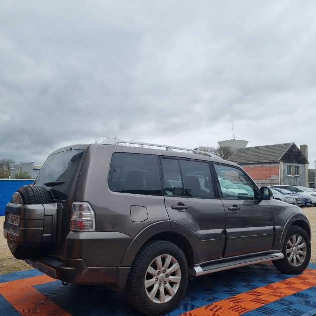 MITSUBISHI PAJERO 3.2 DI-D 170 INTENSE AT 2009