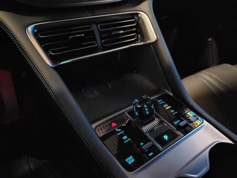 BYD SEAL U BOOST 1.5 PLUG-IN 218cv / CAMERA 360° + SIEGES ET HAYON ELECTRIQUES /