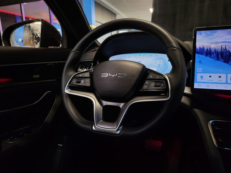 BYD SEAL U BOOST 1.5 PLUG-IN 218cv / CAMERA 360° + SIEGES ET HAYON ELECTRIQUES /