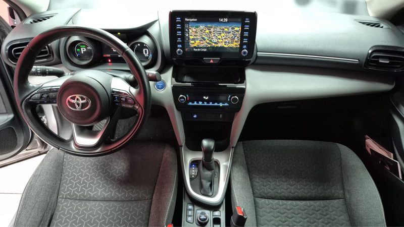 TOYOTA YARIS CROSS SUV HYBRIDE 116cv DYNAMIC BUSINESS/1 ERE MAIN/TVA RECUP/EXPORT POSSIBLE