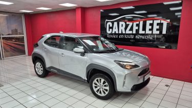 TOYOTA YARIS CROSS SUV HYBRIDE 116cv DYNAMIC BUSINESS/1 ERE MAIN/TVA RECUP/EXPORT POSSIBLE