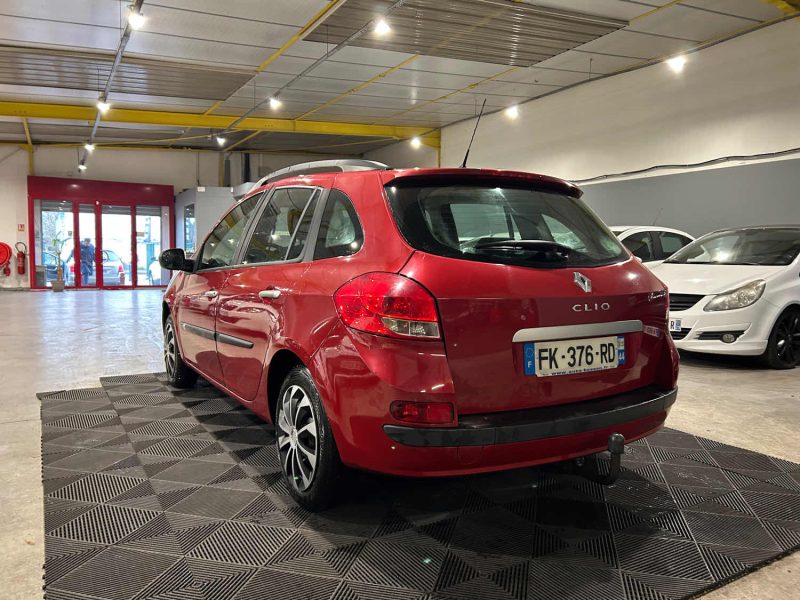 RENAULT CLIO III 1.2 75CH  
