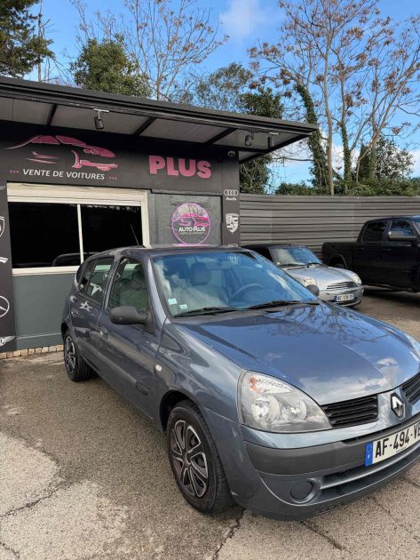 Renault Clio 2 Essence Boîte Automatique – Distribution neuve – 96 000 km – Garantie 12 mois