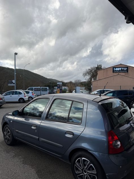 Renault Clio 2 Essence Boîte Automatique – Distribution neuve – 96 000 km – Garantie 12 mois
