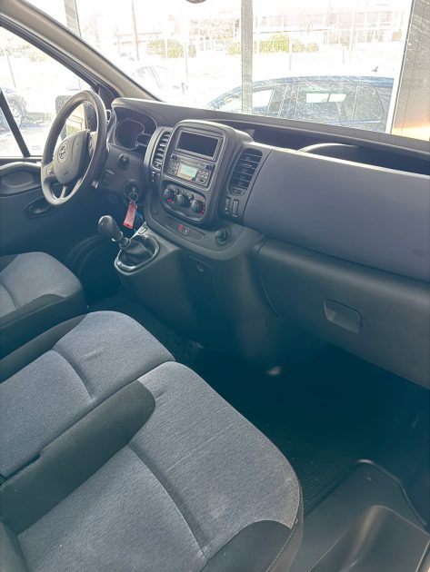OPEL VIVARO 1.6 CDTI 120 CH – L1H1 – Chaine de distribution – 86 000 KM – GARANTIE 12 MOIS -Attelage