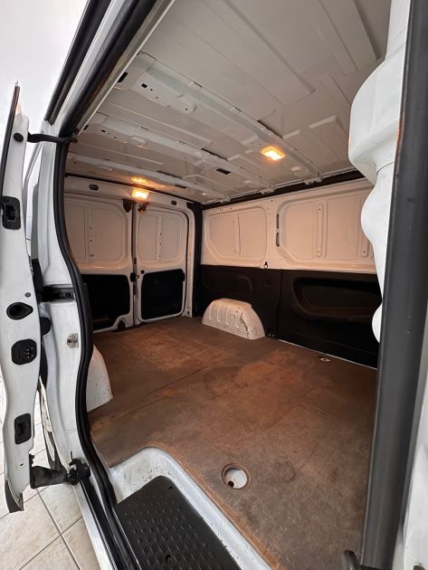 OPEL VIVARO 1.6 CDTI 120 CH – L1H1 – Chaine de distribution – 86 000 KM – GARANTIE 12 MOIS -Attelage