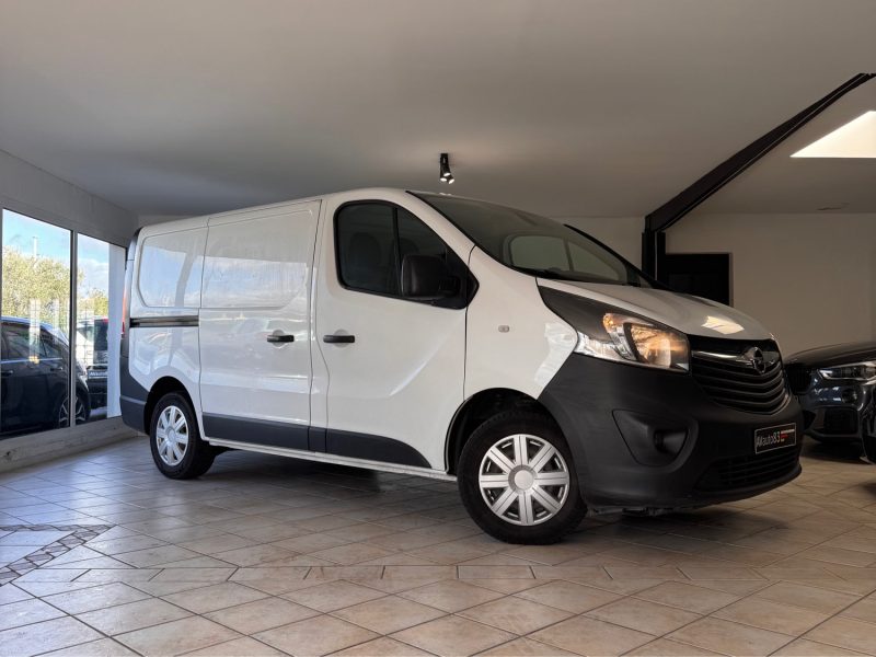 OPEL VIVARO 1.6 CDTI 120 CH – L1H1 – Chaine de distribution – 86 000 KM – GARANTIE 12 MOIS -Attelage