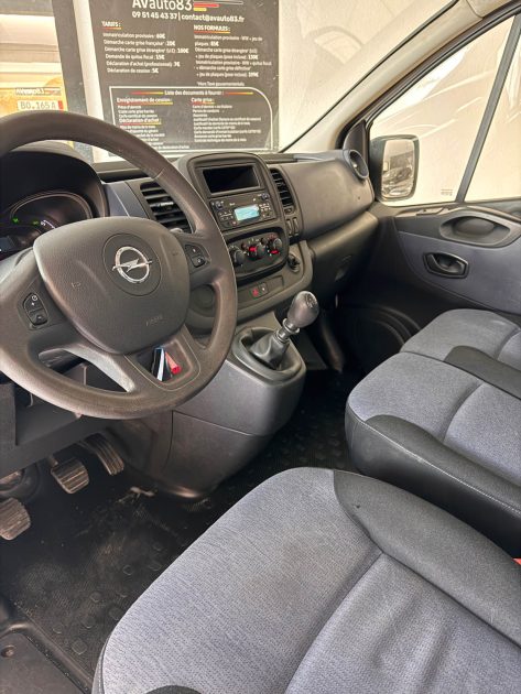OPEL VIVARO 1.6 CDTI 120 CH – L1H1 – Chaine de distribution – 86 000 KM – GARANTIE 12 MOIS -Attelage