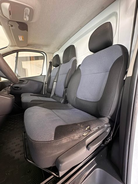 OPEL VIVARO 1.6 CDTI 120 CH – L1H1 – Chaine de distribution – 86 000 KM – GARANTIE 12 MOIS -Attelage