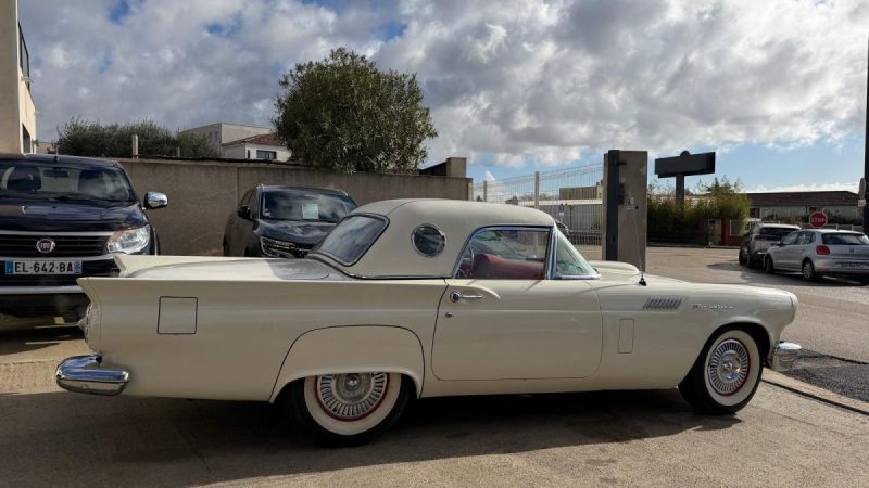FORD THUNDERBIRD 1957 THUNDERBIRD + Hardtop