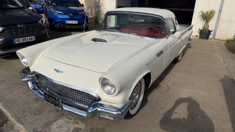 FORD THUNDERBIRD 1957 THUNDERBIRD + Hardtop
