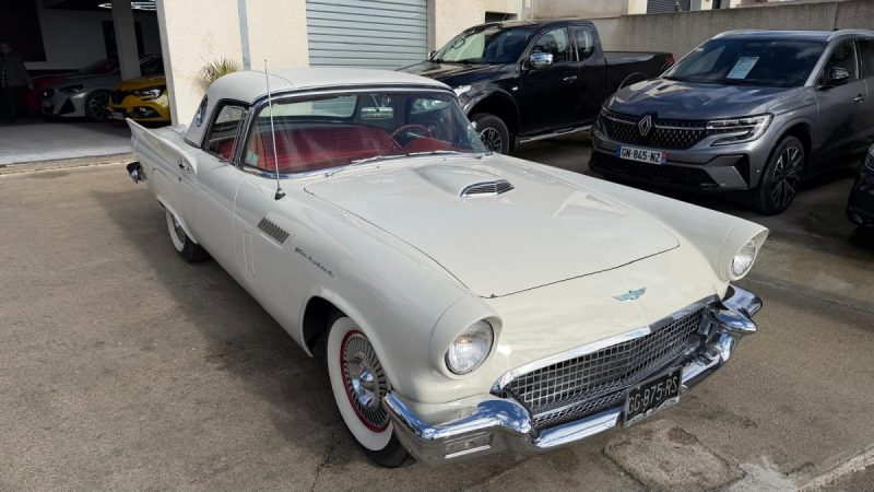 FORD THUNDERBIRD 1957 THUNDERBIRD + Hardtop