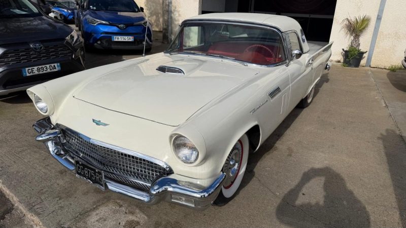 FORD THUNDERBIRD 1957 THUNDERBIRD + Hardtop