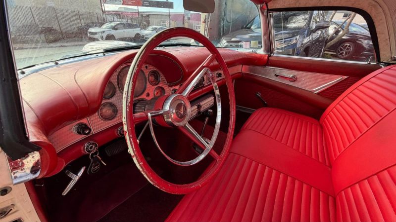 FORD THUNDERBIRD 1957 THUNDERBIRD + Hardtop