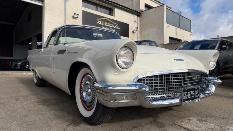 FORD THUNDERBIRD 1957 THUNDERBIRD + Hardtop