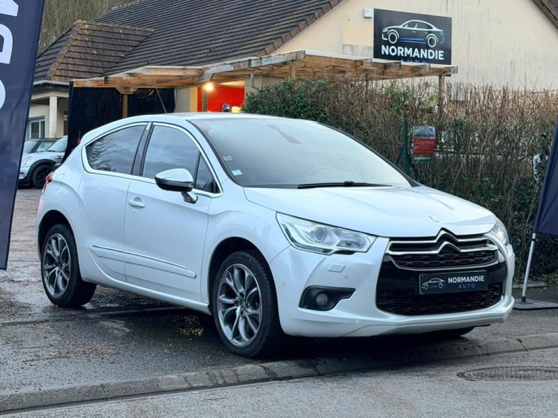 CITROEN DS4 1.6 THP 200 SPORT CHIC 