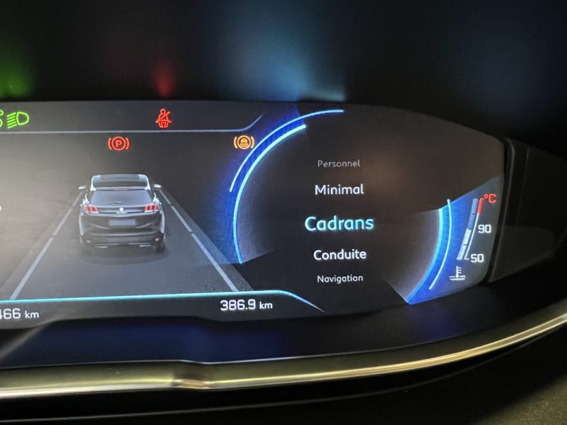 PEUGEOT 3008 GT LINE 1.2 PURETECH 130CH / DISTRIBUTION RÉCENTE / 1ÈRE MAIN