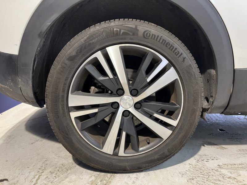 PEUGEOT 3008 GT LINE 1.2 PURETECH 130CH / DISTRIBUTION RÉCENTE / 1ÈRE MAIN