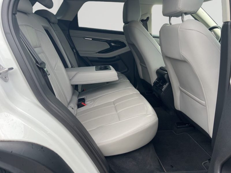 RANGE ROVER EVOQUE P300E AWD SE 309 ch 1.5 L