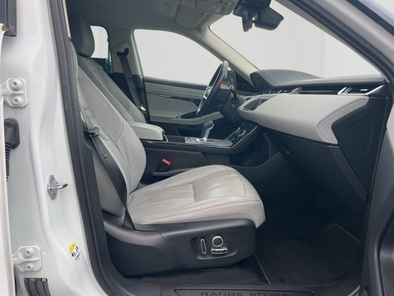 RANGE ROVER EVOQUE P300E AWD SE 309 ch 1.5 L