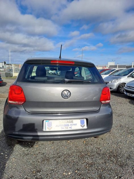 VOLKSWAGEN POLO 1.2 60CH TRENDLINE 3P 2011