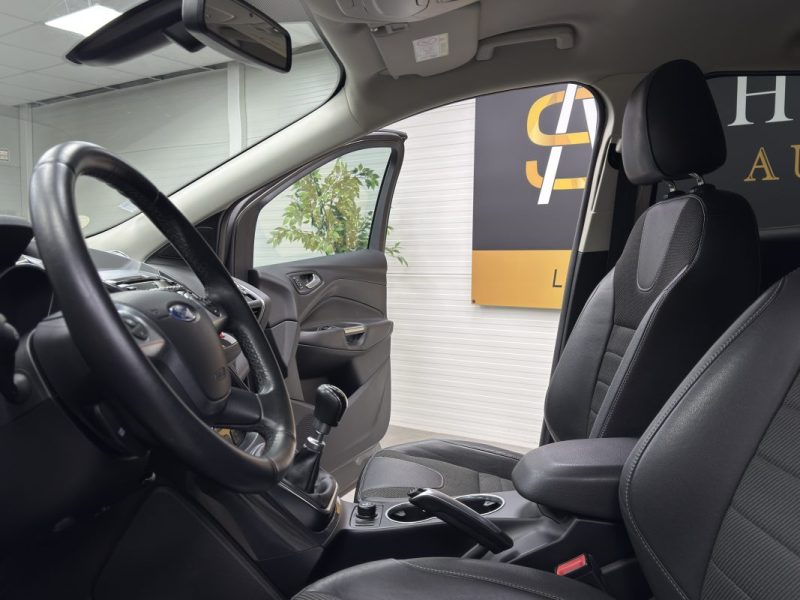 Ford Kuga II (2) 2.0 TDCi 150 - Titanium