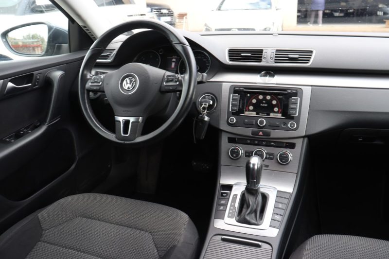 VOLKSWAGEN PASSAT VARIANT  2.0 TDI 140ch DSG BlueMotion Confortline